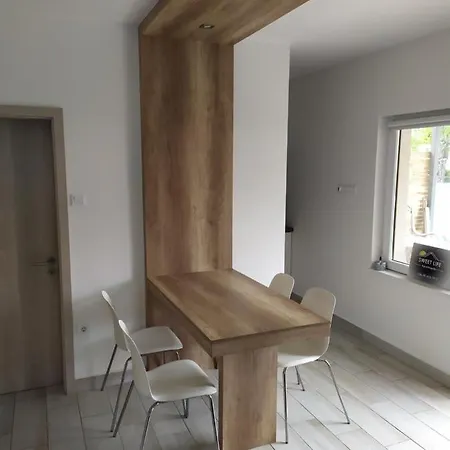 Sweet Life Apartment *